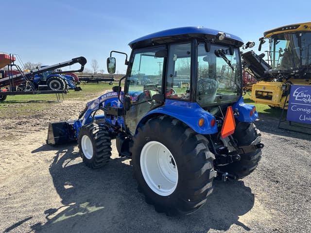 Image of New Holland Boomer 50 equipment image 2