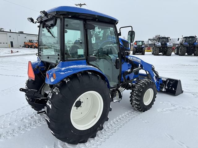 Image of New Holland Boomer 50 equipment image 4