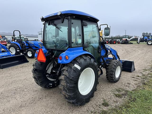 Image of New Holland Boomer 50 equipment image 4