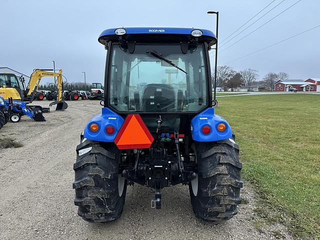 Image of New Holland Boomer 50 equipment image 3