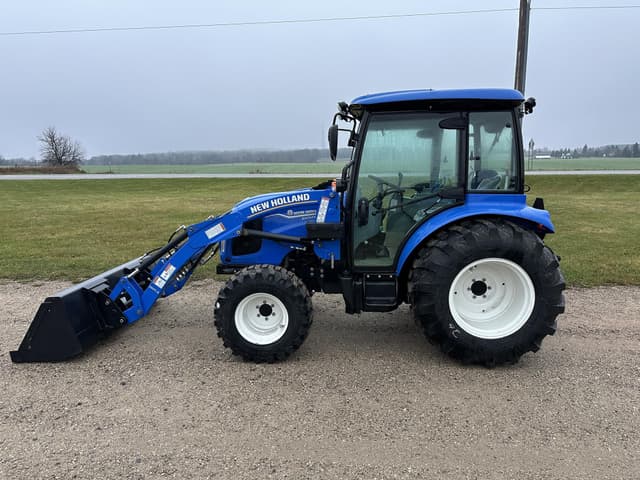 Image of New Holland Boomer 55 equipment image 1