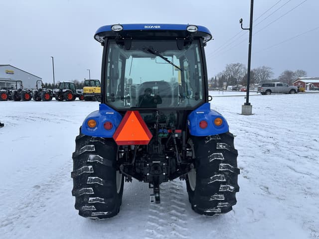 Image of New Holland Boomer 55 equipment image 3
