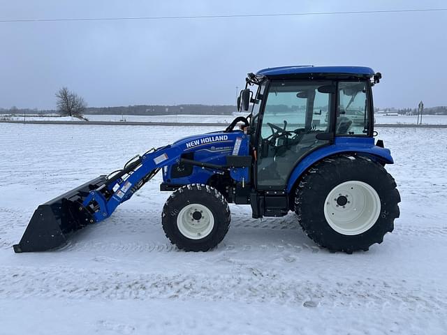 Image of New Holland Boomer 55 equipment image 1