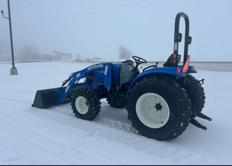 2024 New Holland Boomer 55 Equipment Image0