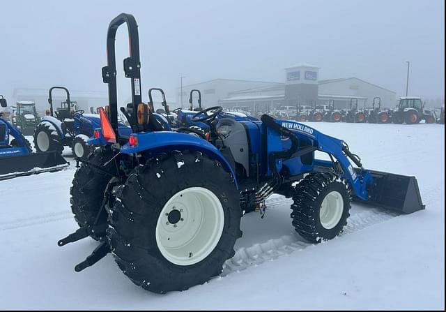 Image of New Holland Boomer 55 equipment image 3