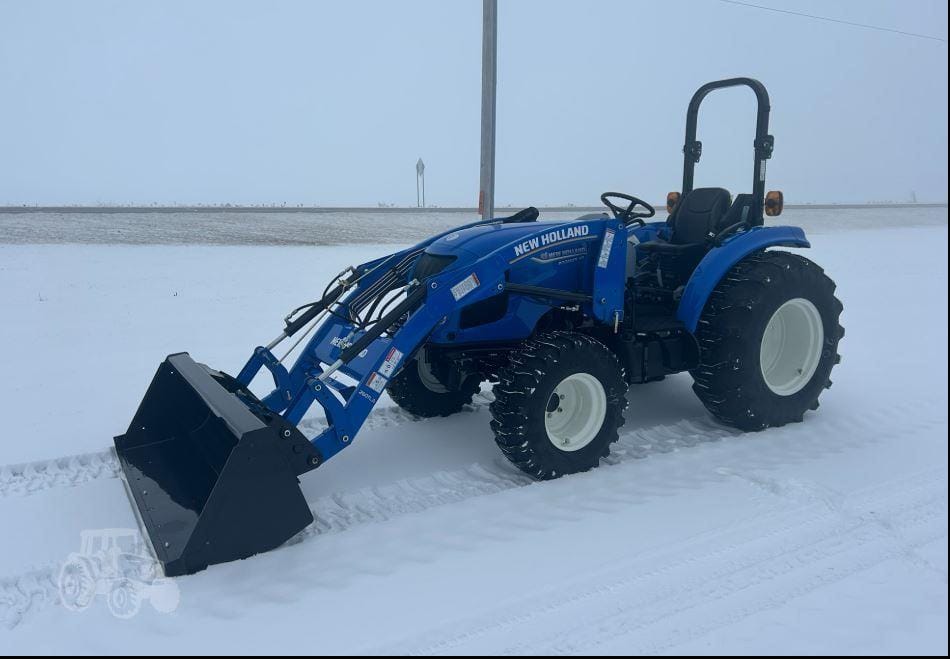 Main image New Holland Boomer 55