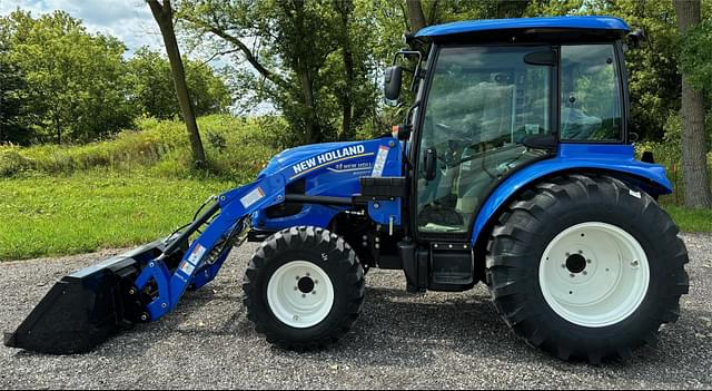 Image of New Holland Boomer 55 equipment image 1