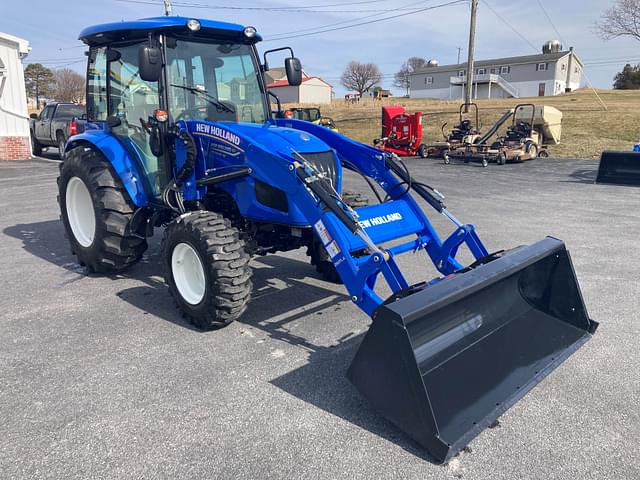 Image of New Holland Boomer 55 equipment image 2