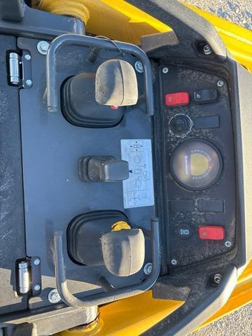 Image of New Holland C314 equipment image 4