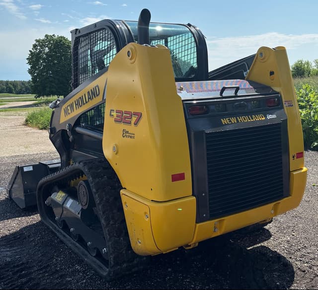 Image of New Holland C327 equipment image 4