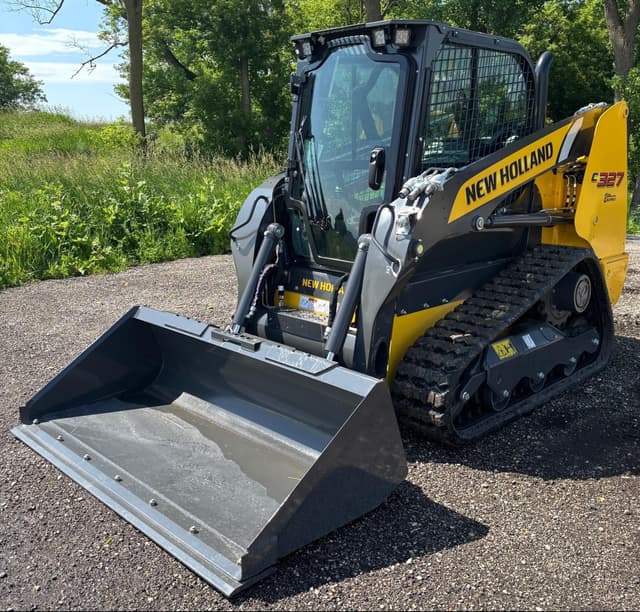 Image of New Holland C327 equipment image 1