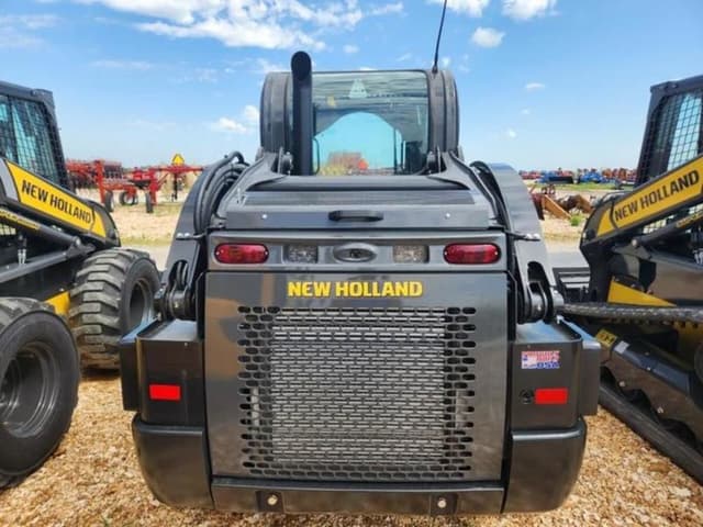 Image of New Holland C330 equipment image 4