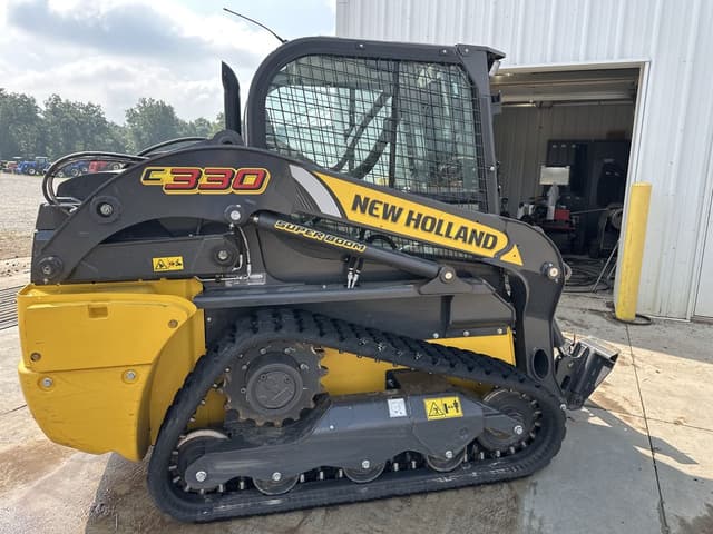 Image of New Holland C330 equipment image 2