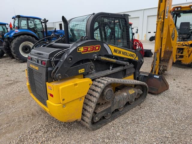 Image of New Holland C330 equipment image 3