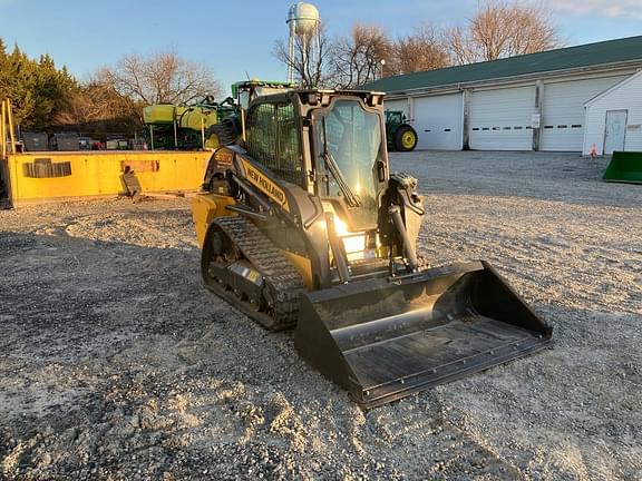 Image of New Holland C330 equipment image 1