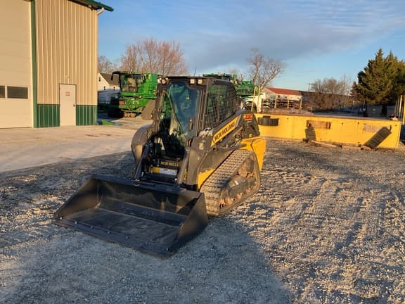 Image of New Holland C330 equipment image 2