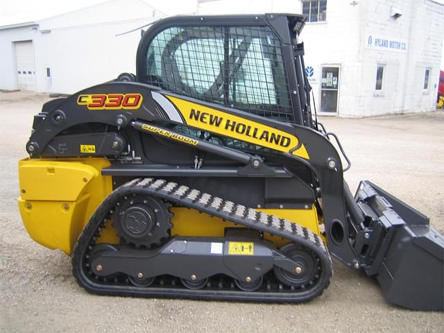 Image of New Holland C330 equipment image 3