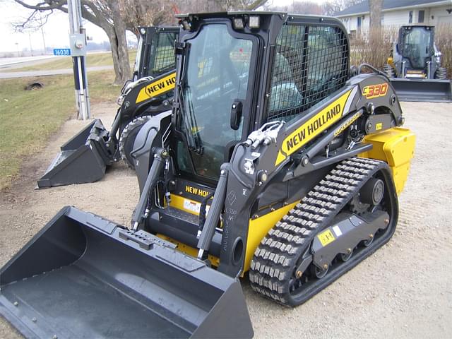 Image of New Holland C330 equipment image 1