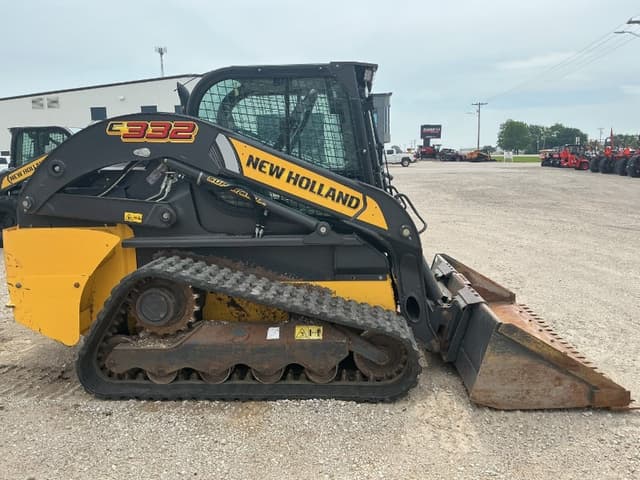 Image of New Holland C332 equipment image 3