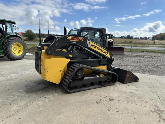 Image of New Holland C332 equipment image 2