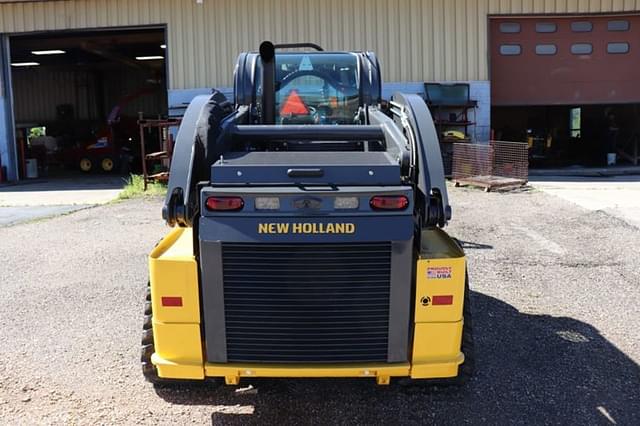 Image of New Holland C332 equipment image 3