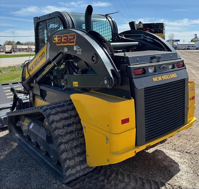 Image of New Holland C332 equipment image 4