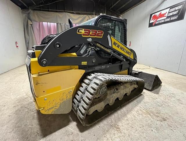 Image of New Holland C332 equipment image 4