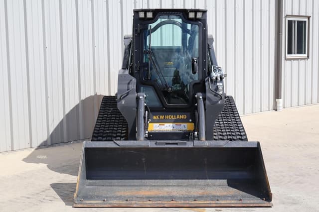 Image of New Holland C337 equipment image 1