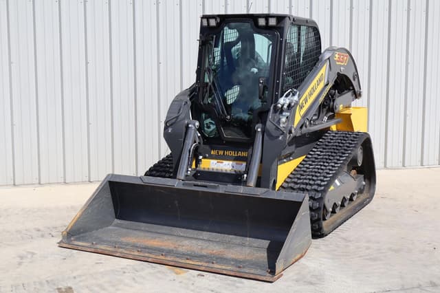 Image of New Holland C337 equipment image 2