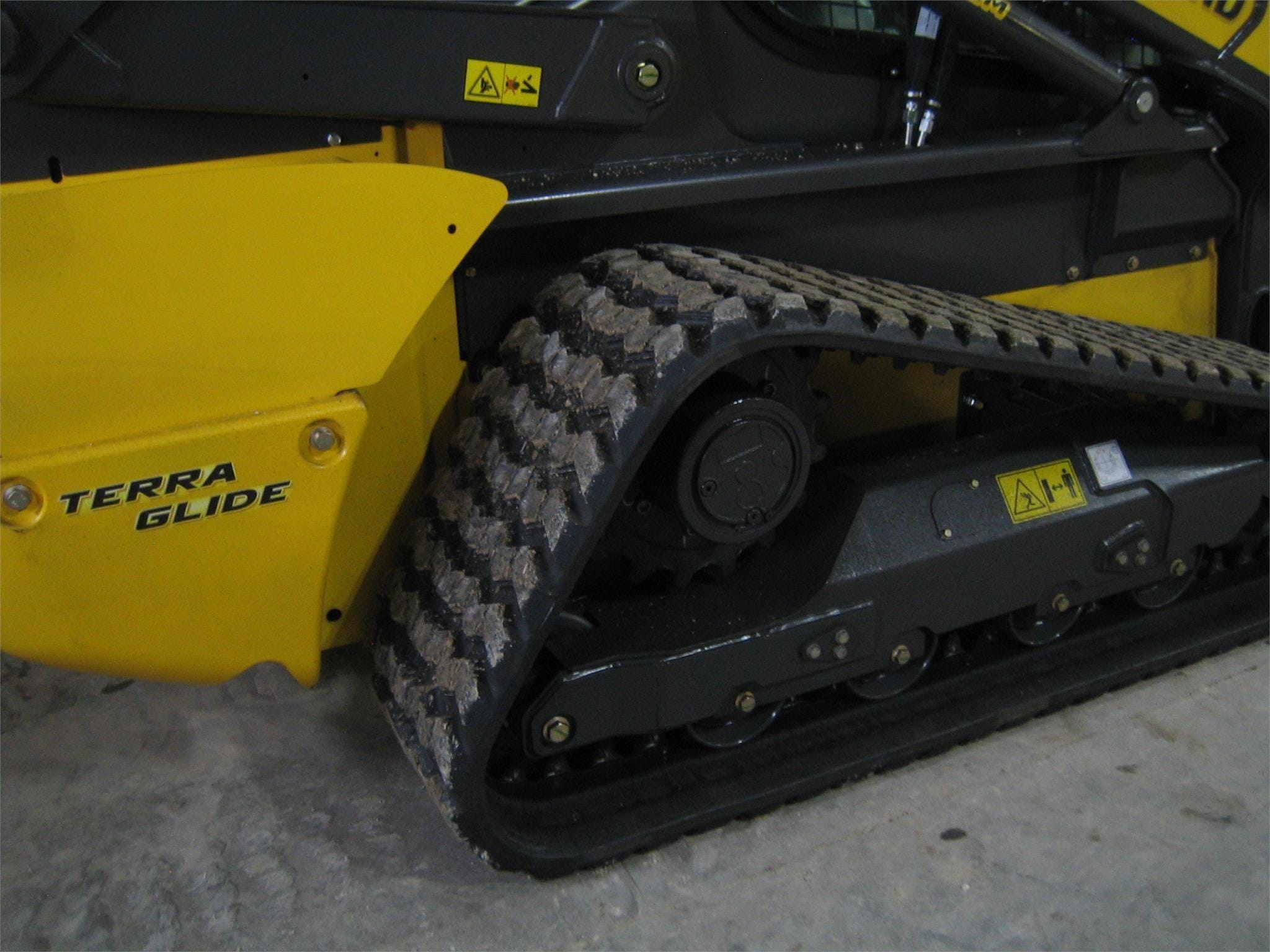 Main image New Holland C337