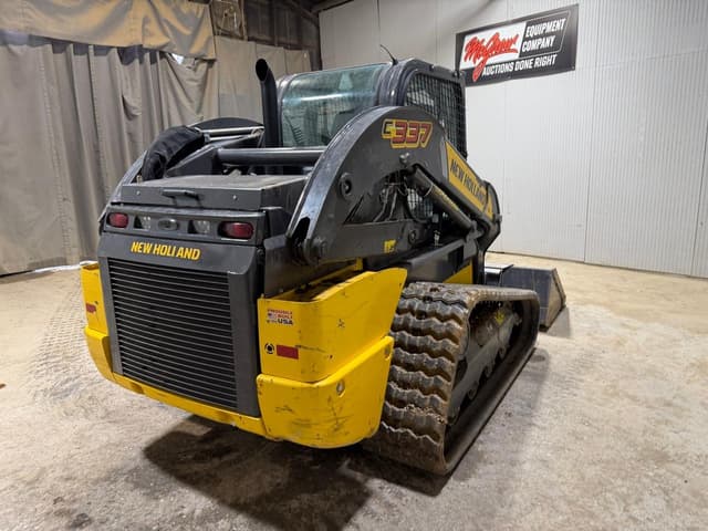 Image of New Holland C337 equipment image 4
