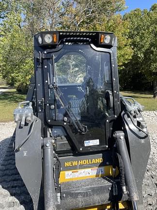 Image of New Holland C345 equipment image 4