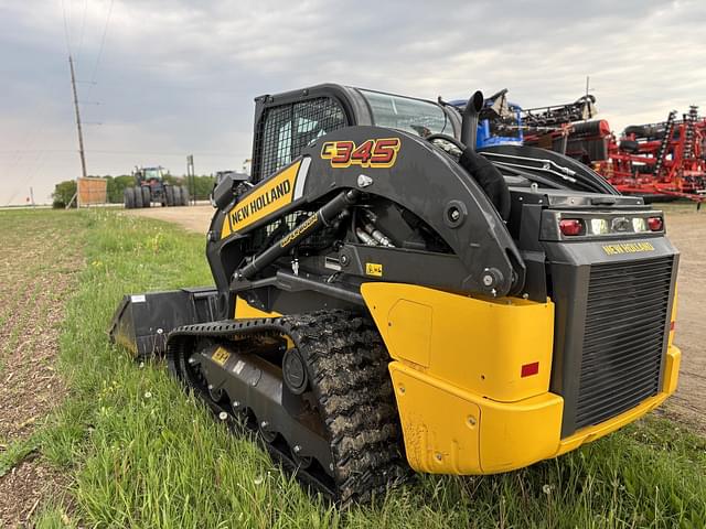 Image of New Holland C345 equipment image 3