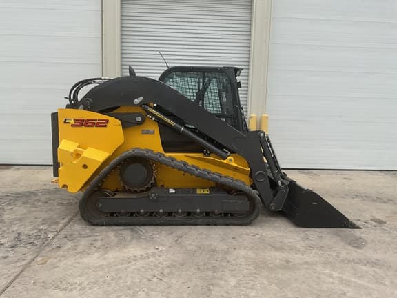 Image of New Holland C362 equipment image 1