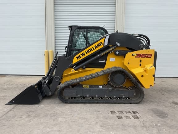 Image of New Holland C362 equipment image 1