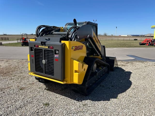 Image of New Holland C362 equipment image 3