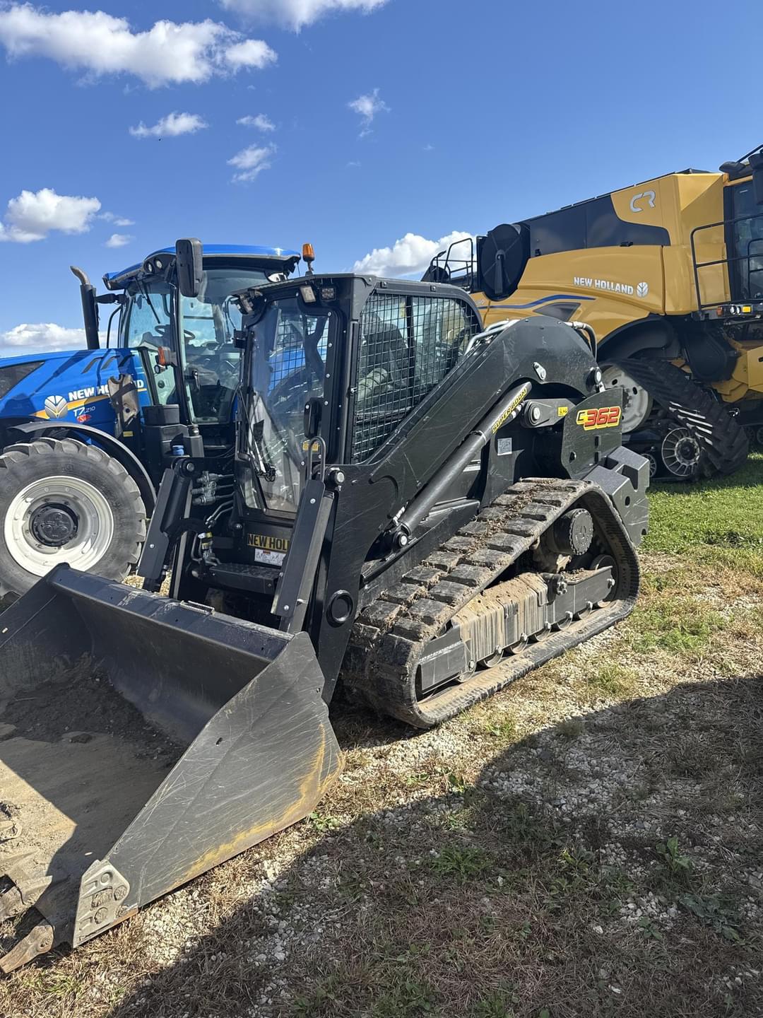 Image of New Holland C362 Primary image