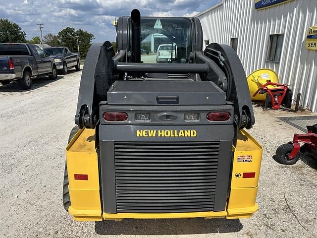 Image of New Holland C332 equipment image 3