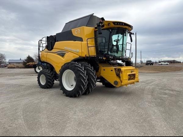 2024 New Holland CR7.90 Equipment Image0