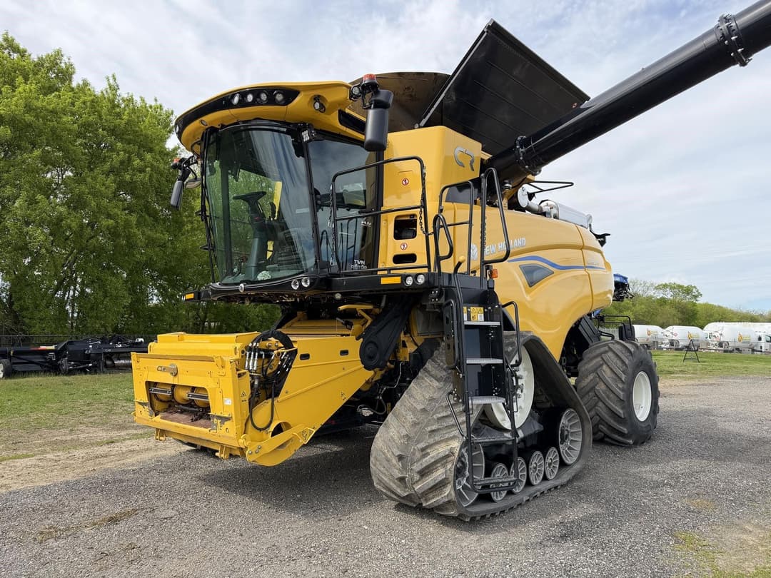 Image of New Holland CR8.90 Primary image