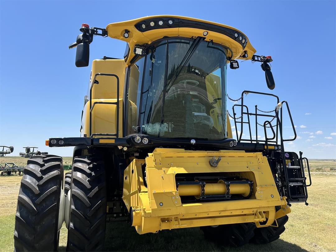 Image of New Holland CR8.90 Primary image