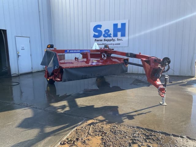 Image of New Holland 210 equipment image 2