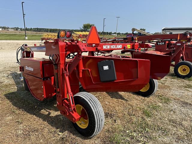 Image of New Holland Discbine 209 equipment image 3