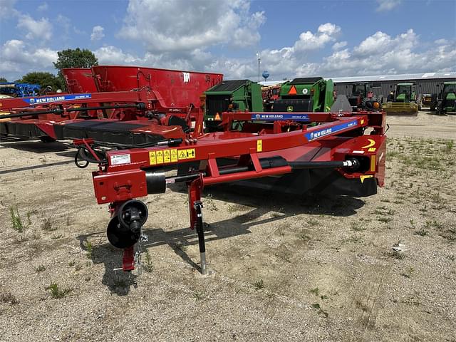 Image of New Holland Discbine 210 equipment image 2