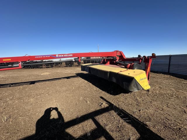 Image of New Holland 316 Plus equipment image 4