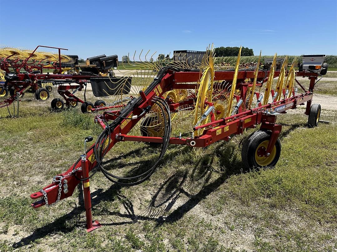 Image of New Holland Duravee 1225 Primary image