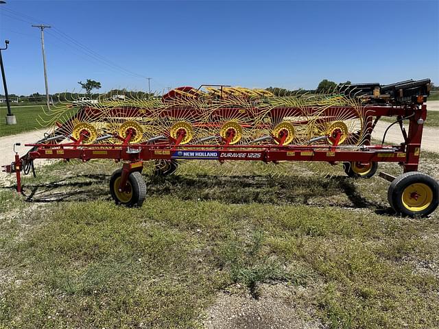 Image of New Holland Duravee 1225 equipment image 1