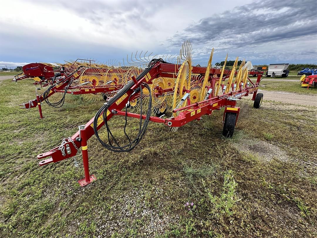 Image of New Holland Duravee 1225 Primary image