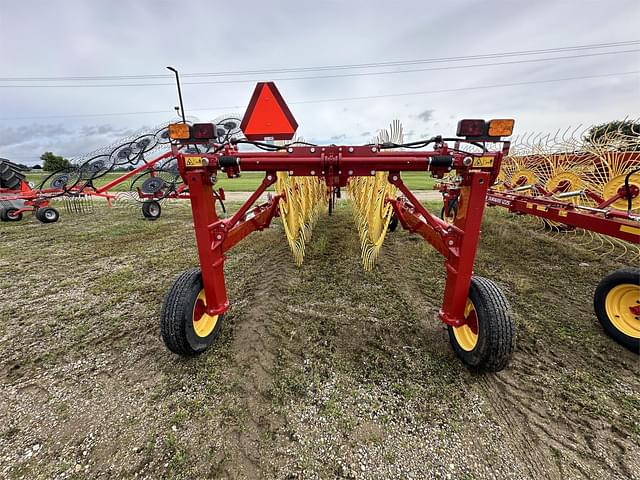 Image of New Holland Duravee 1225 equipment image 3