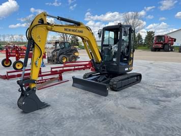 Main image New Holland E37C